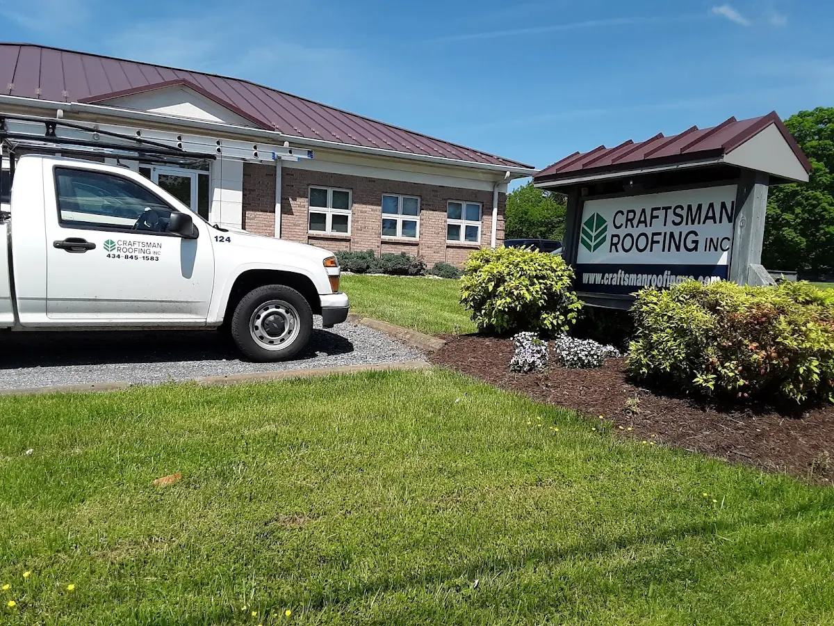 Quality Gutter & Downspout Repair by experienced craftsmen in Northville